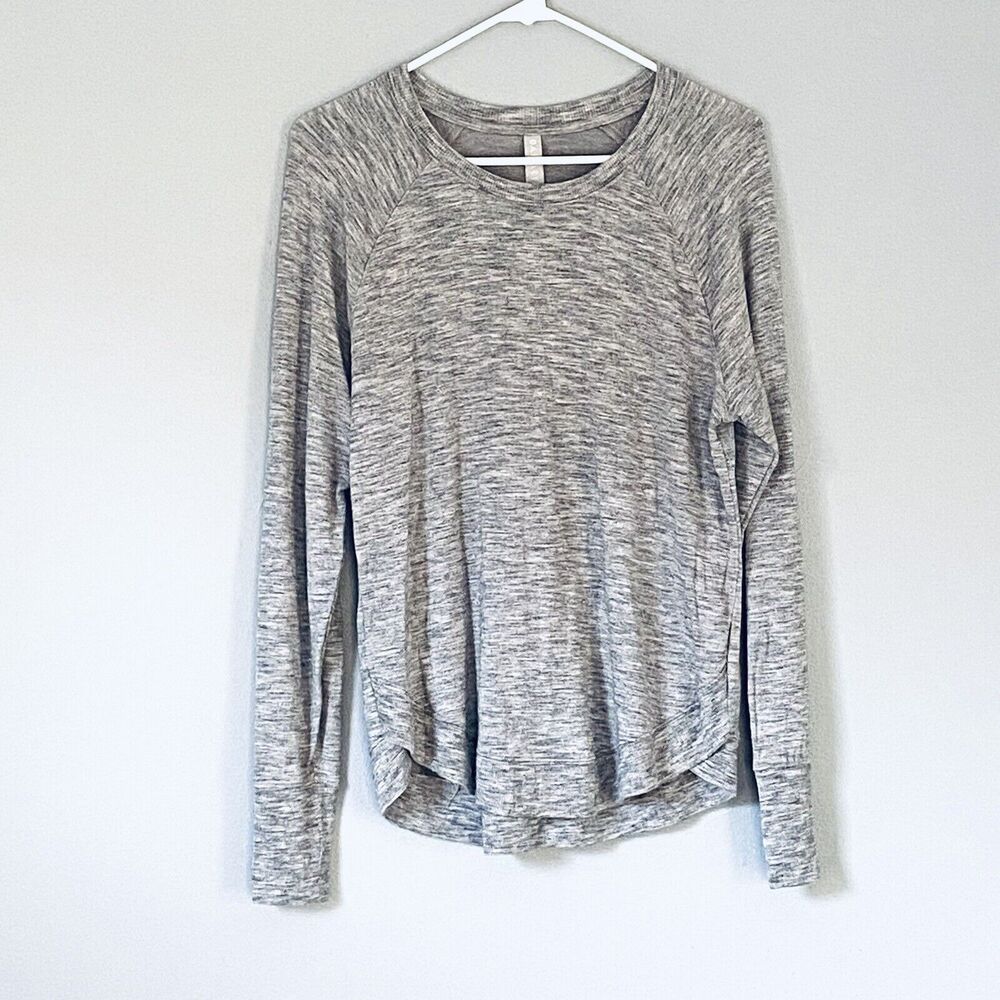 Athleta Top Medium Heather Gray Mindset Yoga Athletic Workout Lounge Athleisure